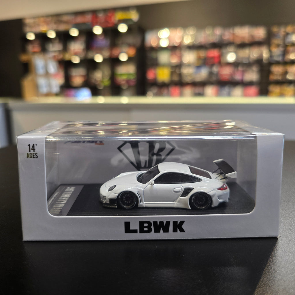 Star Model 1:64 Porsche 997 LBWK White